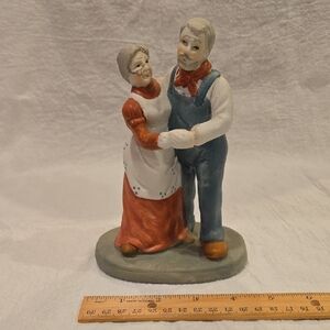 Charming Vintage Couple Figurine. Farmervand Wife Dancing